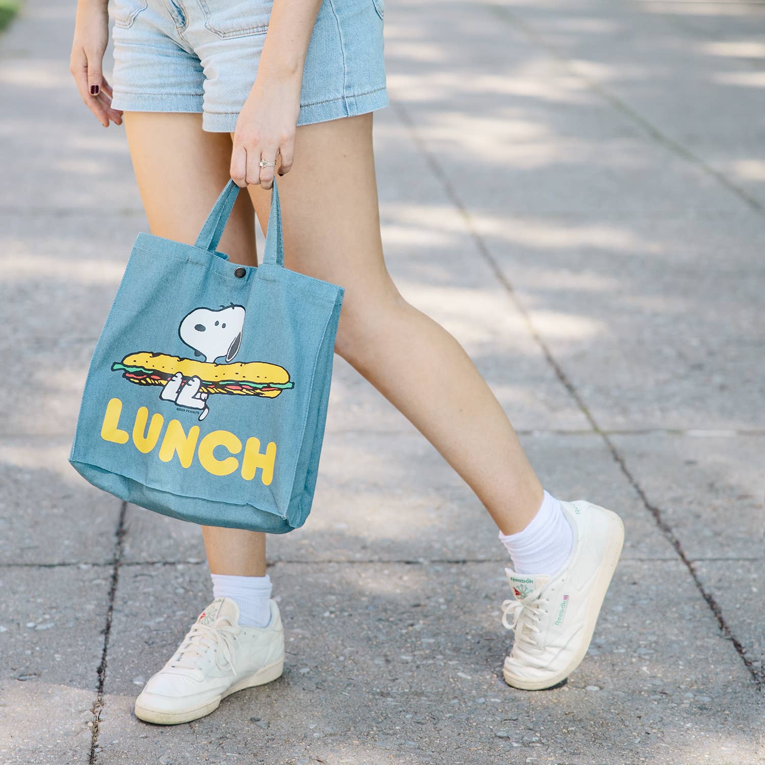 Peanuts® - Snoopy Lunch Vintage-Style Market Tote - Image 3