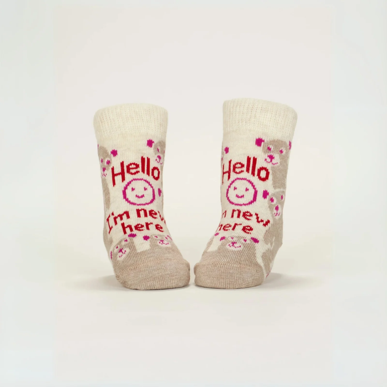 Blue Q Baby Socks Set of 2 Pairs -  'Hello I'm New Here/ Have You Ever Tried Screaming???' - Image 4