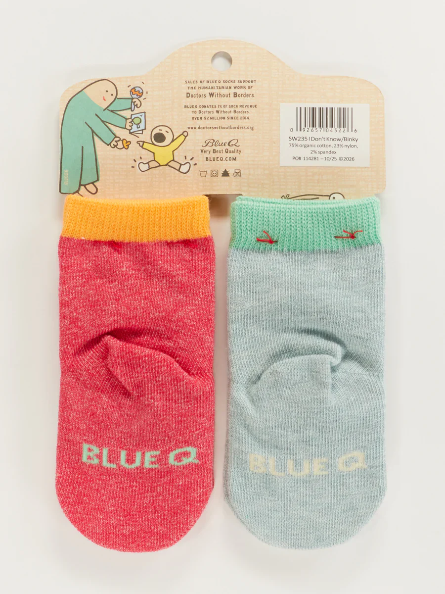 Blue Q Baby Socks Set of 2 Pairs - 'I Don't Know' / 'Binky' - Image 2