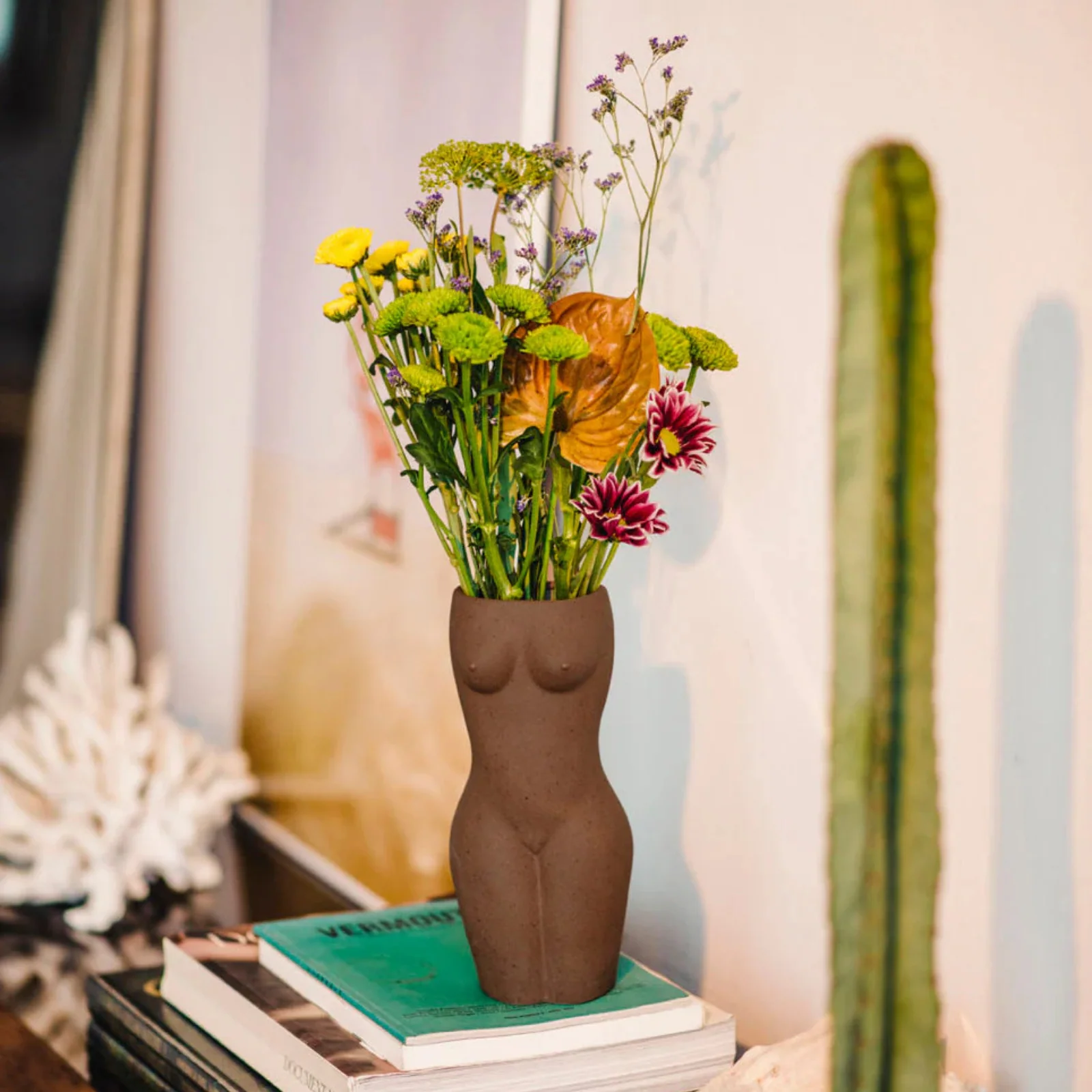 Body Shaped Large Vase - Image 4