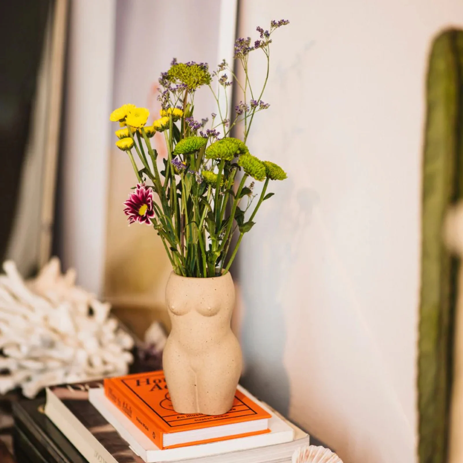 Body Shaped Small Vase - Image 4
