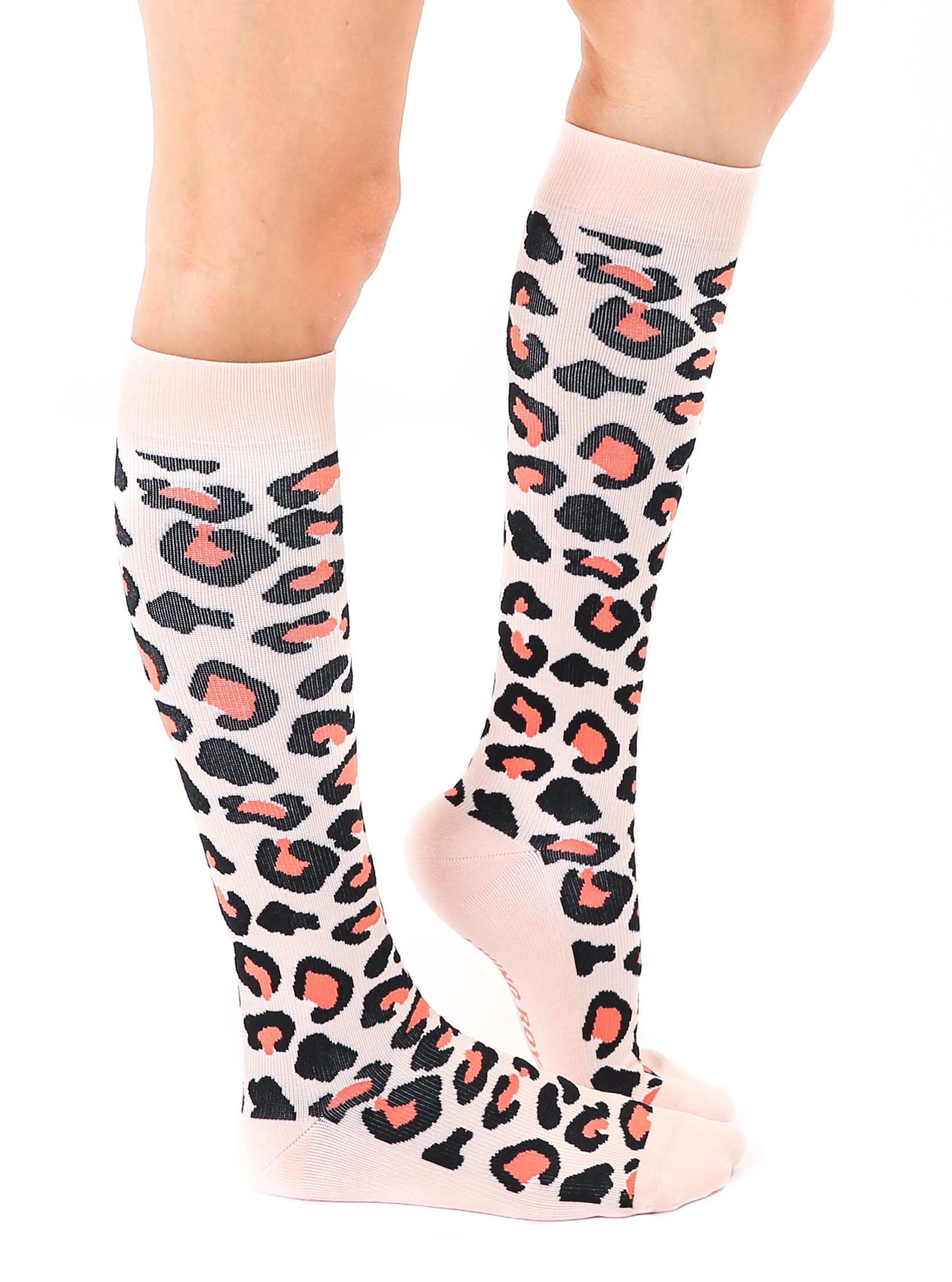 Compression Socks (15-20mmHg) - Leopard Print - Pink - Image 2