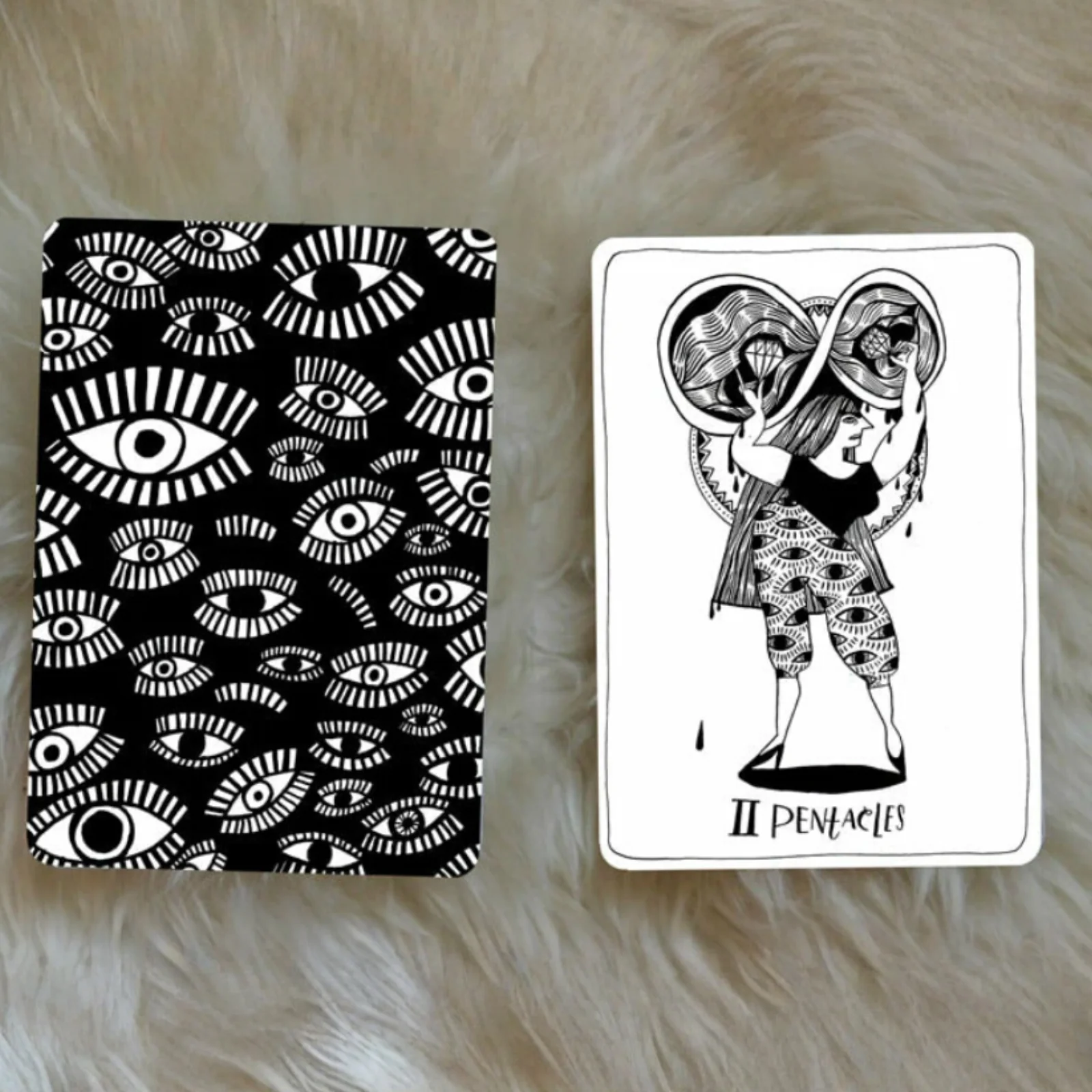 Many Queens Tarot - Image 2