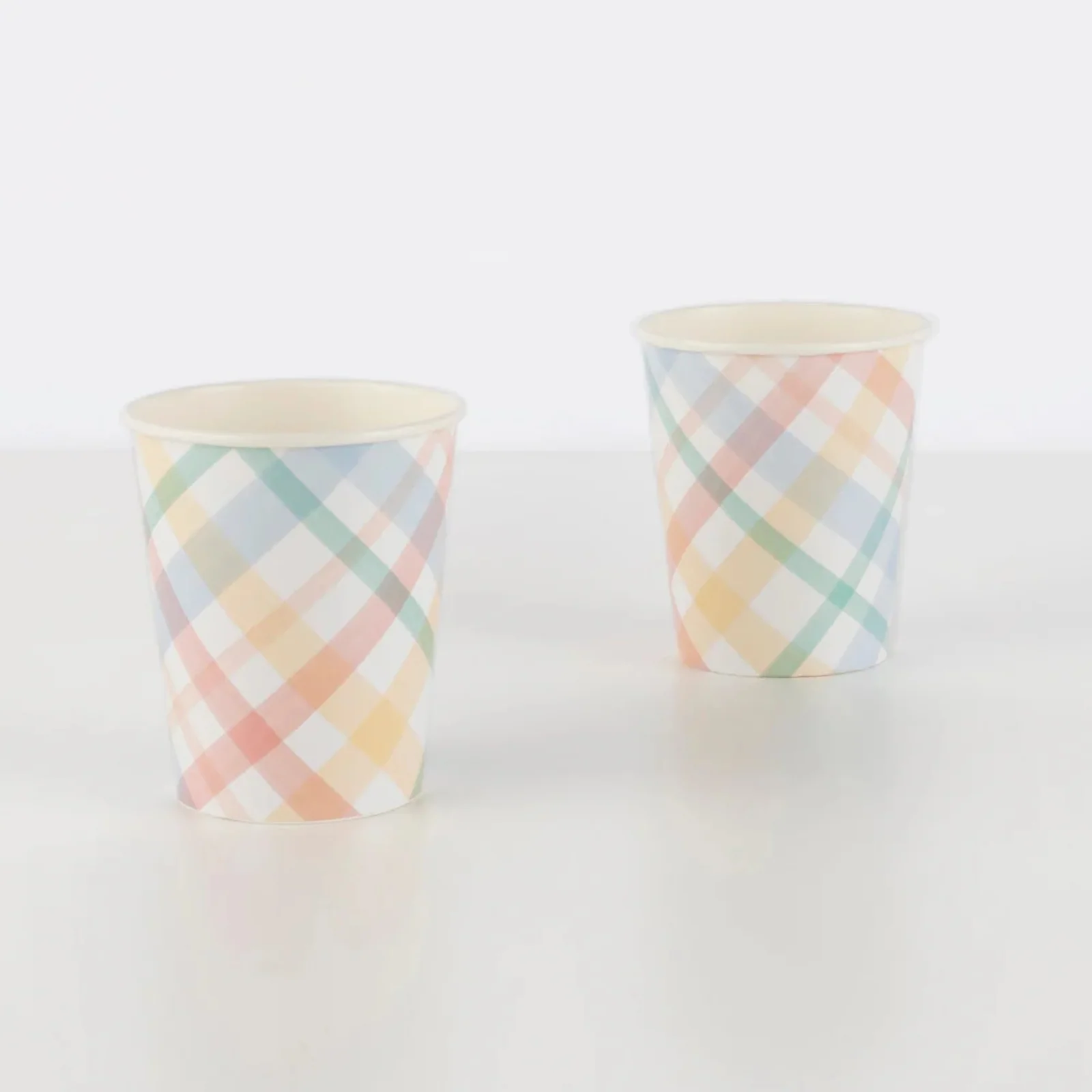 Meri Meri Plaid Pattern Cups - Image 3