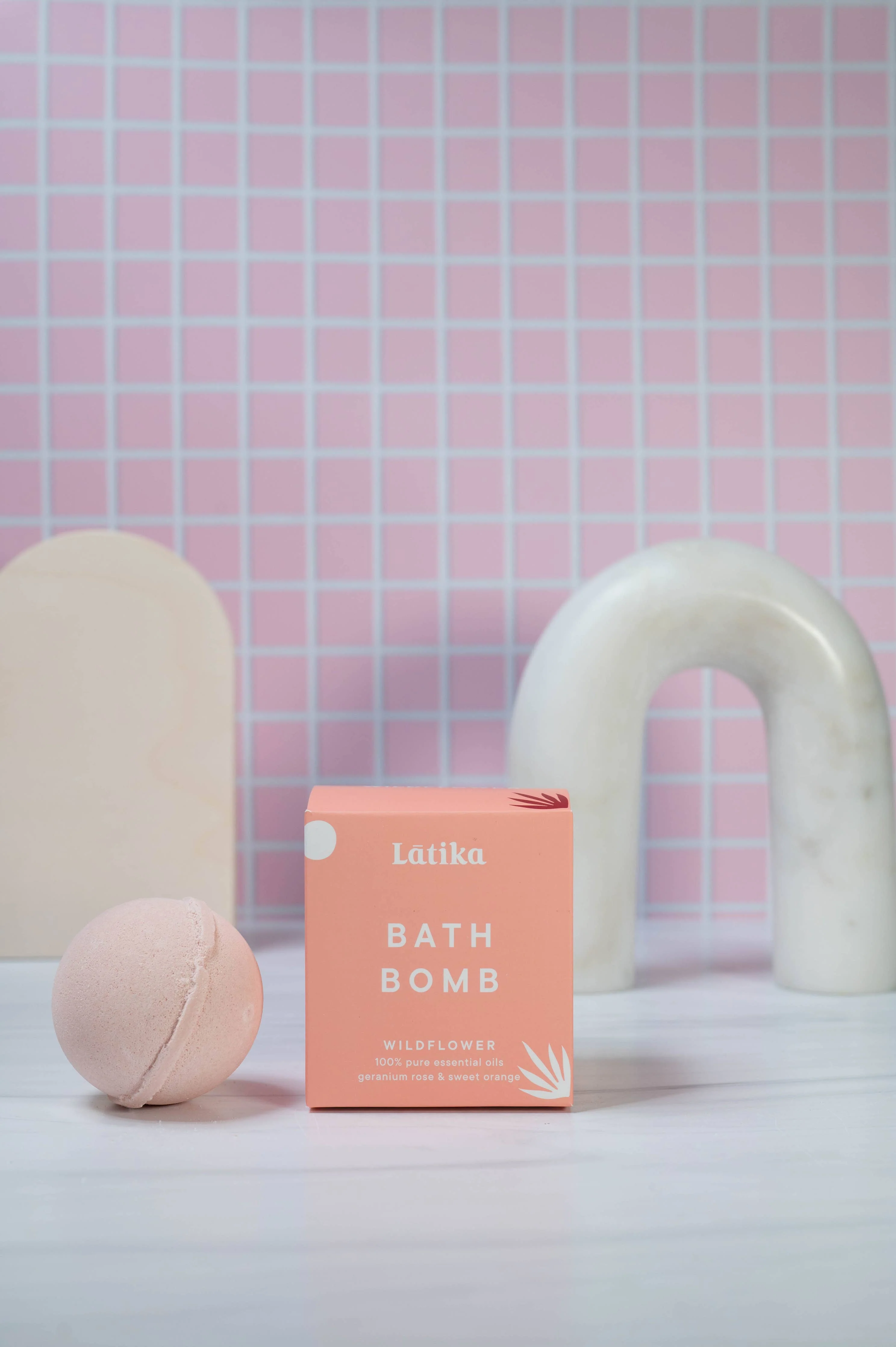 Wildflower Bath Bomb with Essential Oils - Image 3